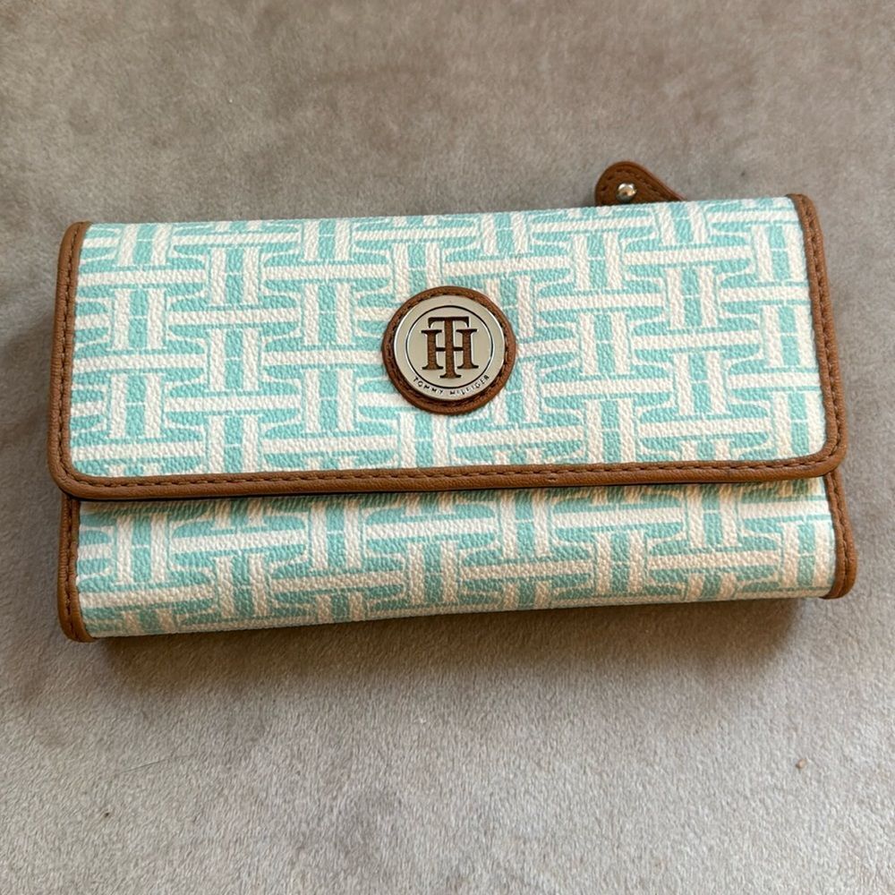 Tommy Hilfiger Y2k Style Tiffany-Blue Monogram Wallet